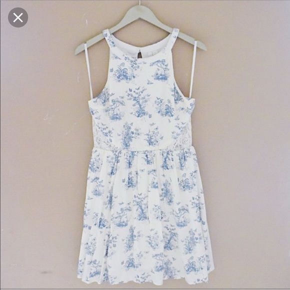 LC Cinderella Halter Dress ✨ - Picture 1 of 3